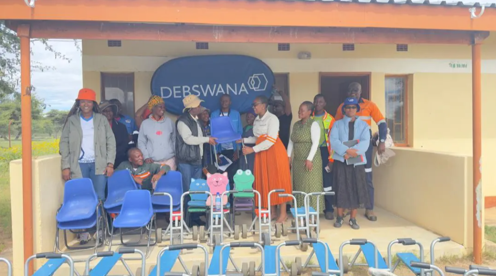 JWANENG MINE SUPPLY CHAIN TEAM STRENGTHENS COMMUNITY TIES IN LEFHOKO VILLAGE